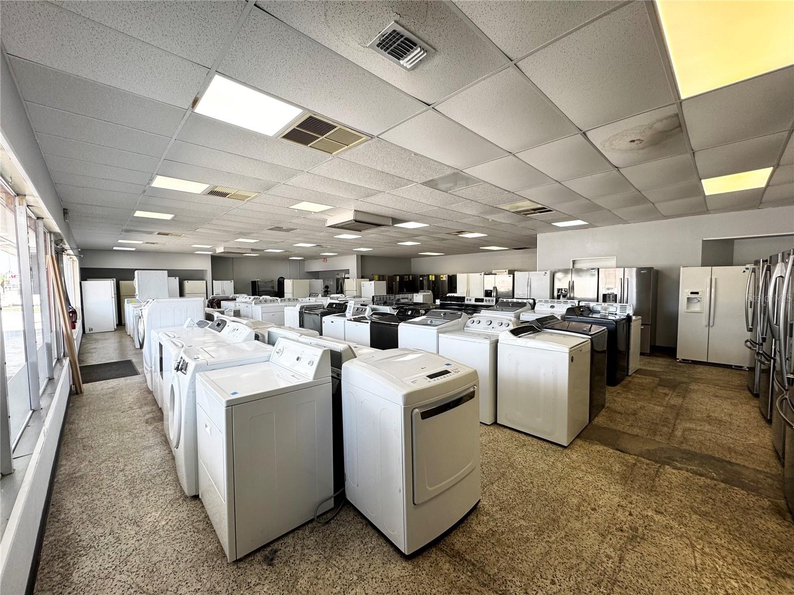 3090 BEE RIDGE RD, SARASOTA, FL, 34239