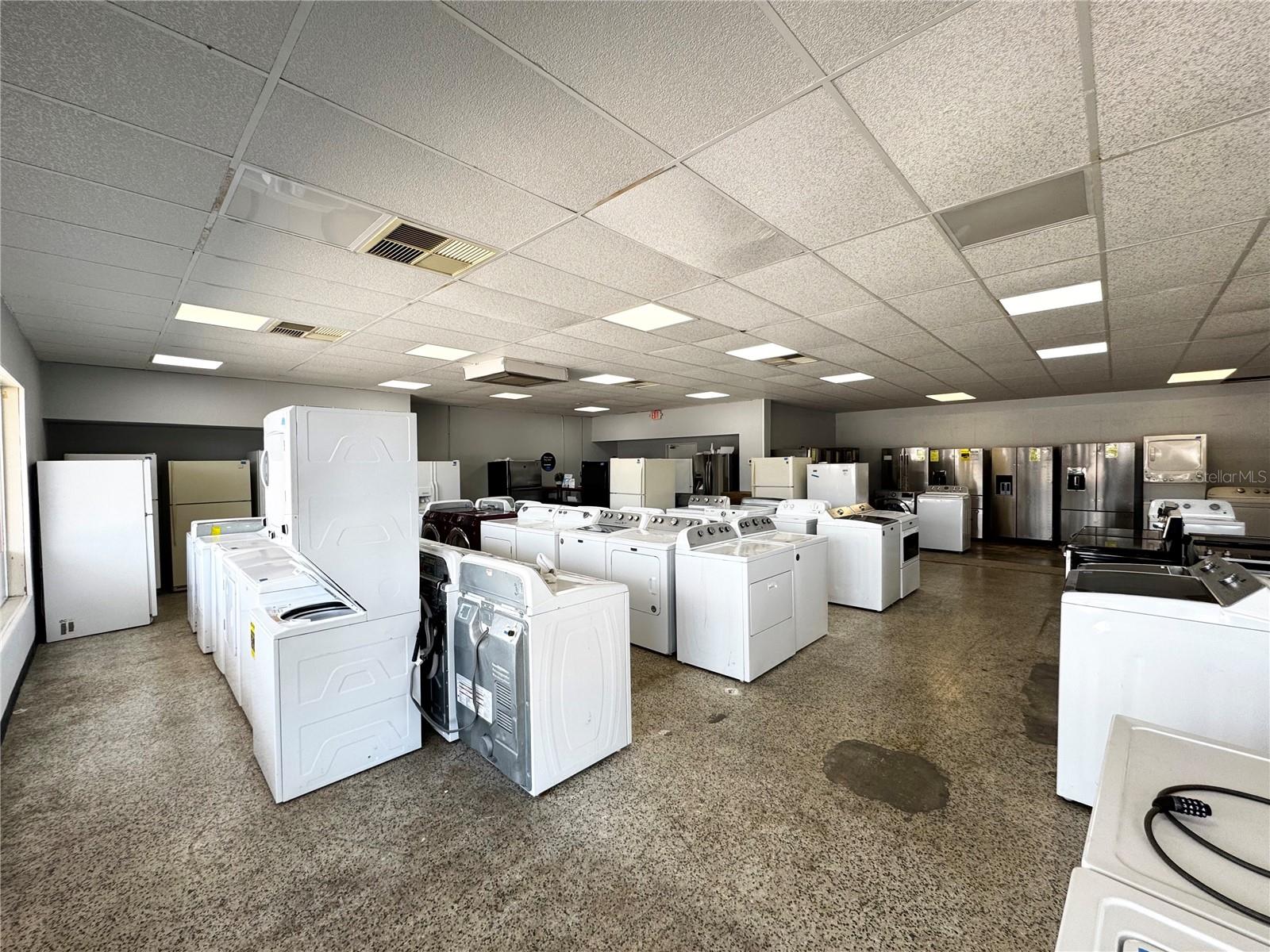 3090 BEE RIDGE RD, SARASOTA, FL, 34239