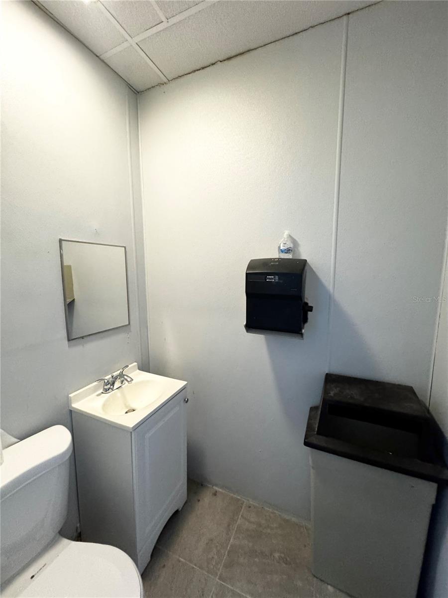 3090 BEE RIDGE RD, SARASOTA, FL, 34239