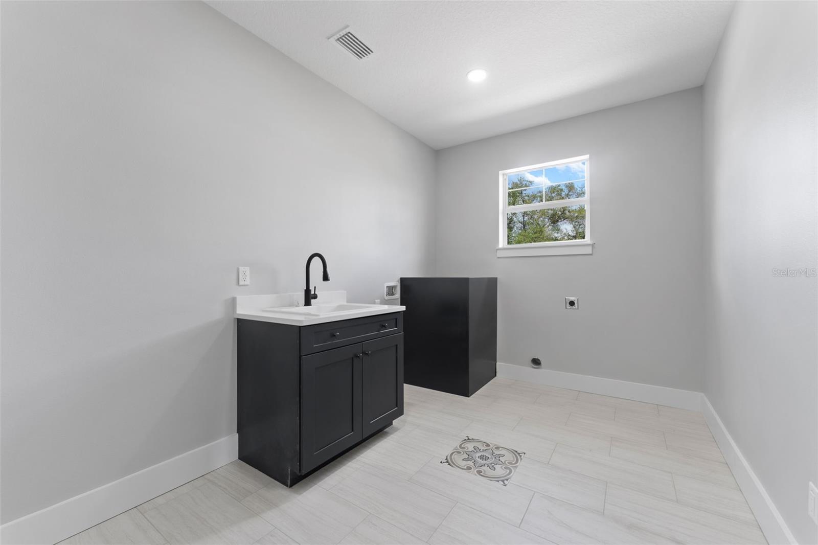 806 W ADALEE ST, TAMPA, FL, 33603