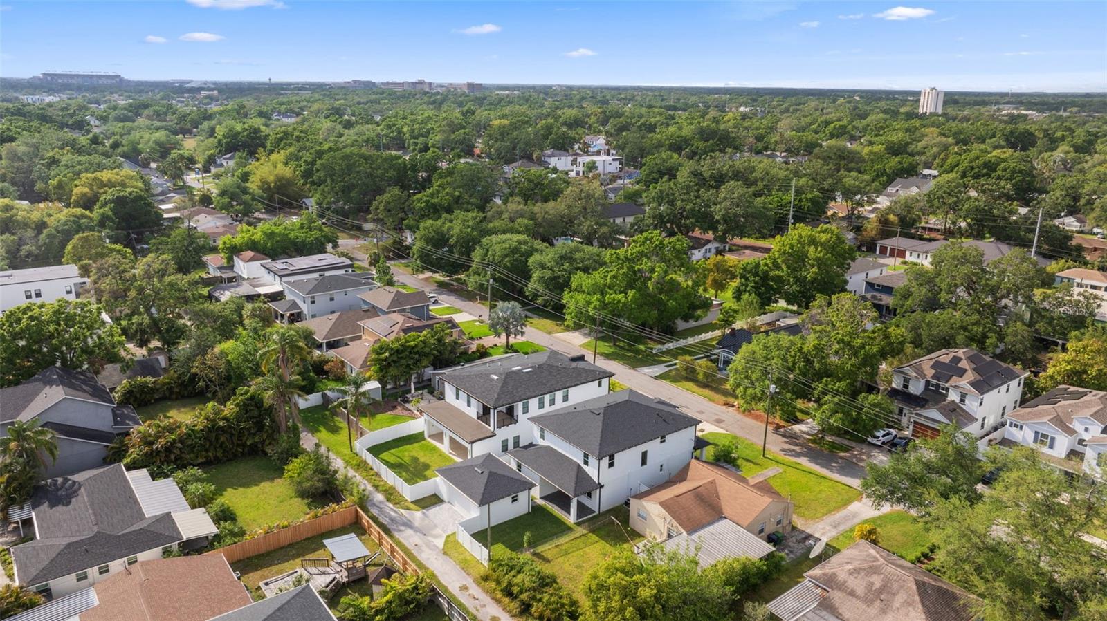 806 W ADALEE ST, TAMPA, FL, 33603