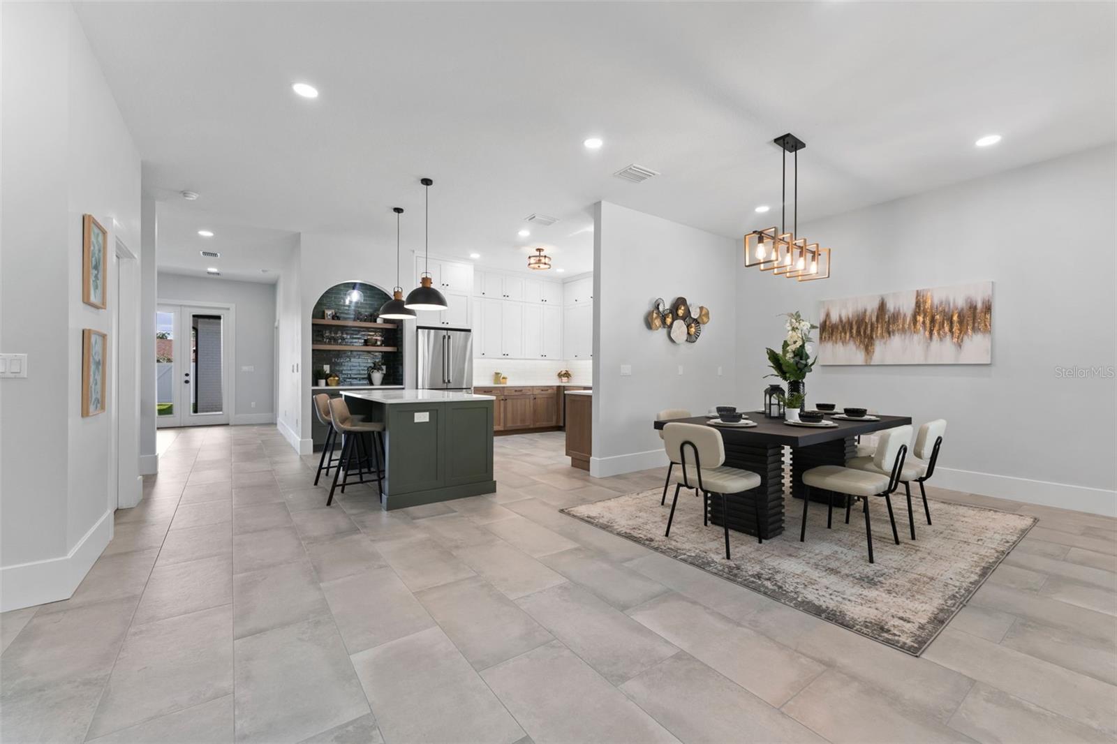 806 W ADALEE ST, TAMPA, FL, 33603