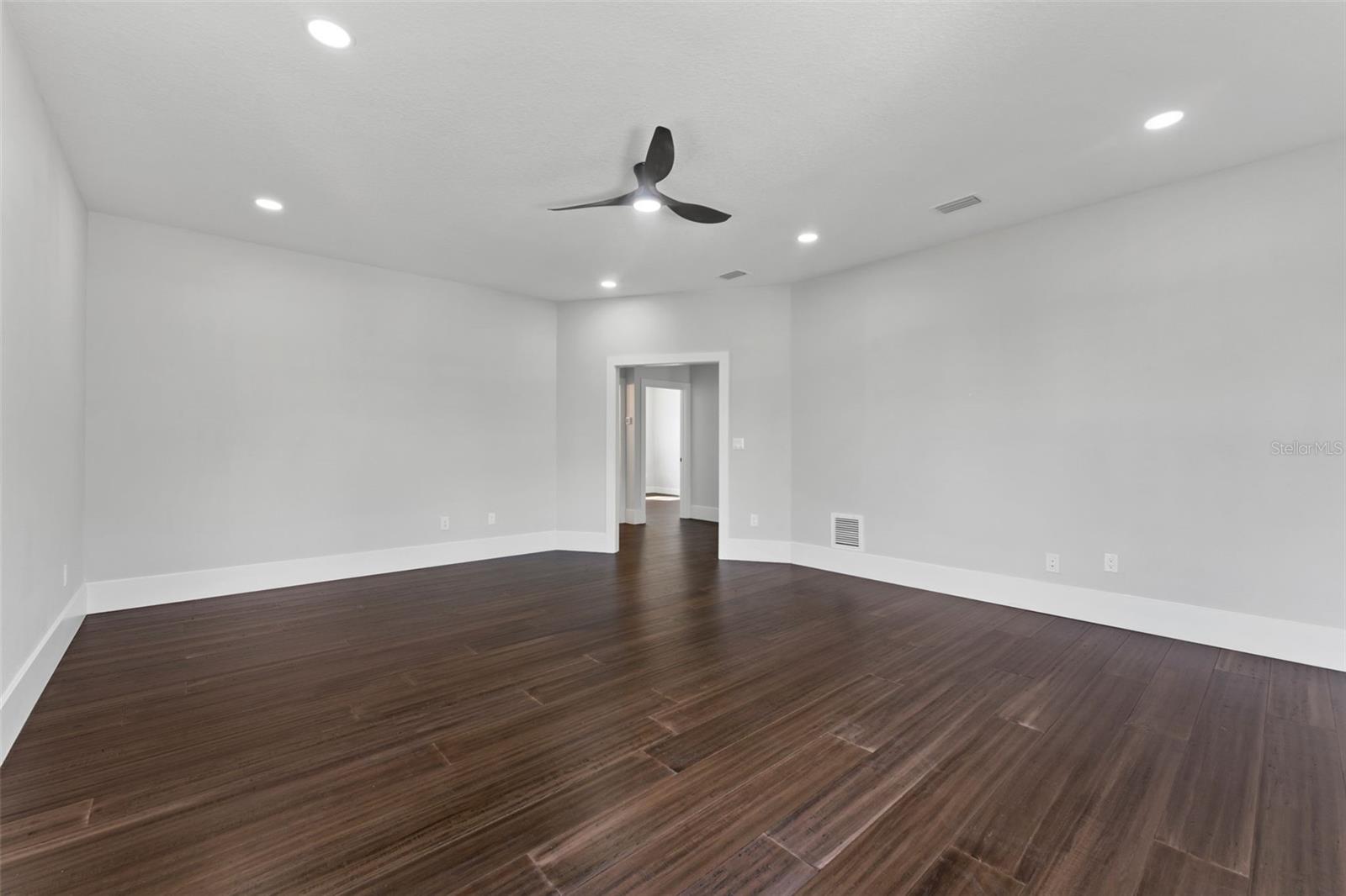 806 W ADALEE ST, TAMPA, FL, 33603