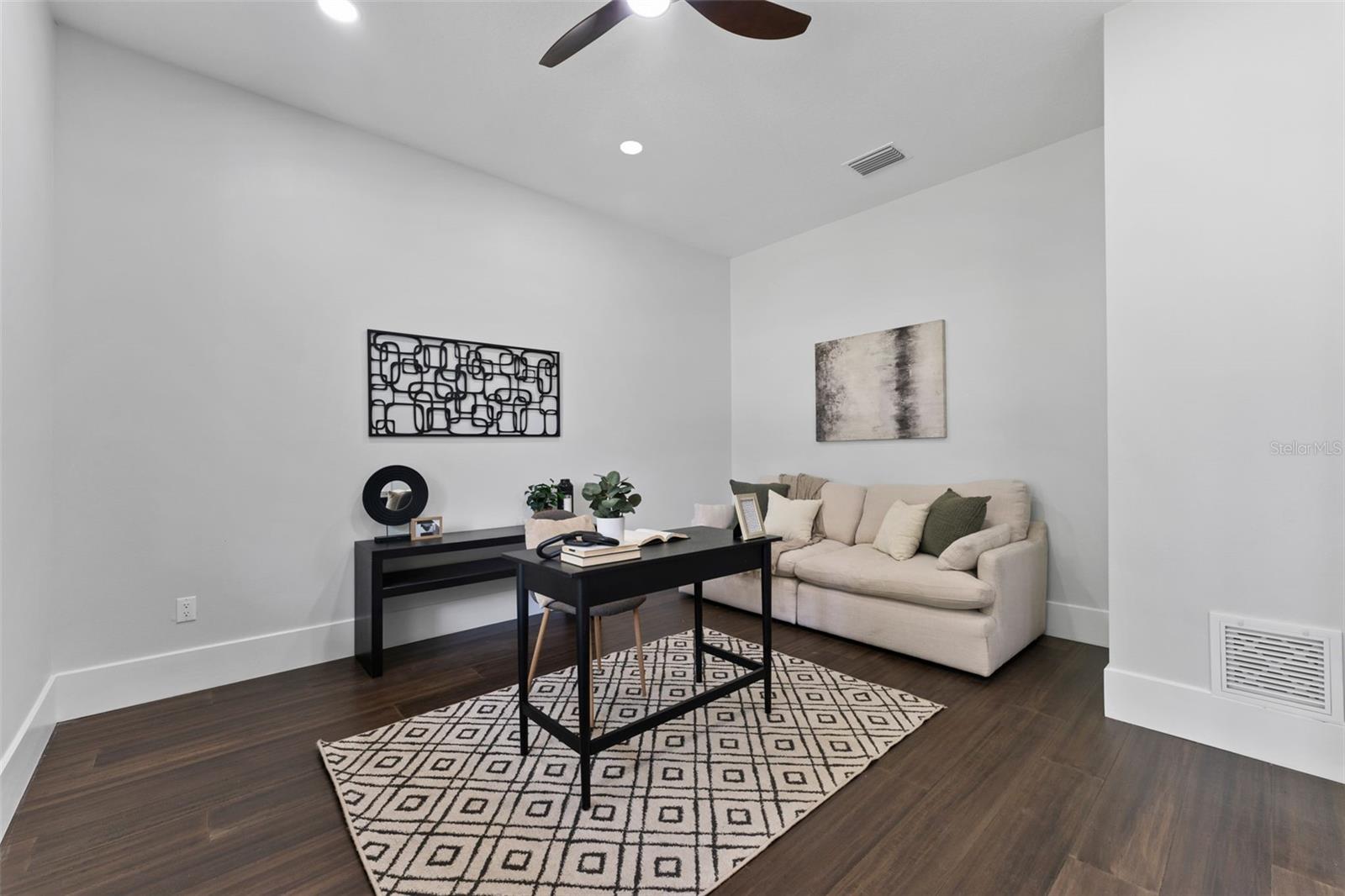 806 W ADALEE ST, TAMPA, FL, 33603
