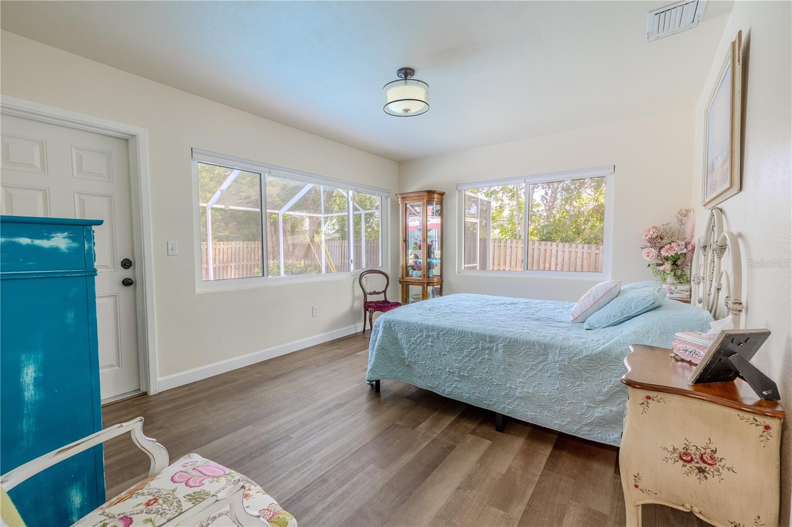 1101 S HILLCREST AVE, CLEARWATER, FL, 33756