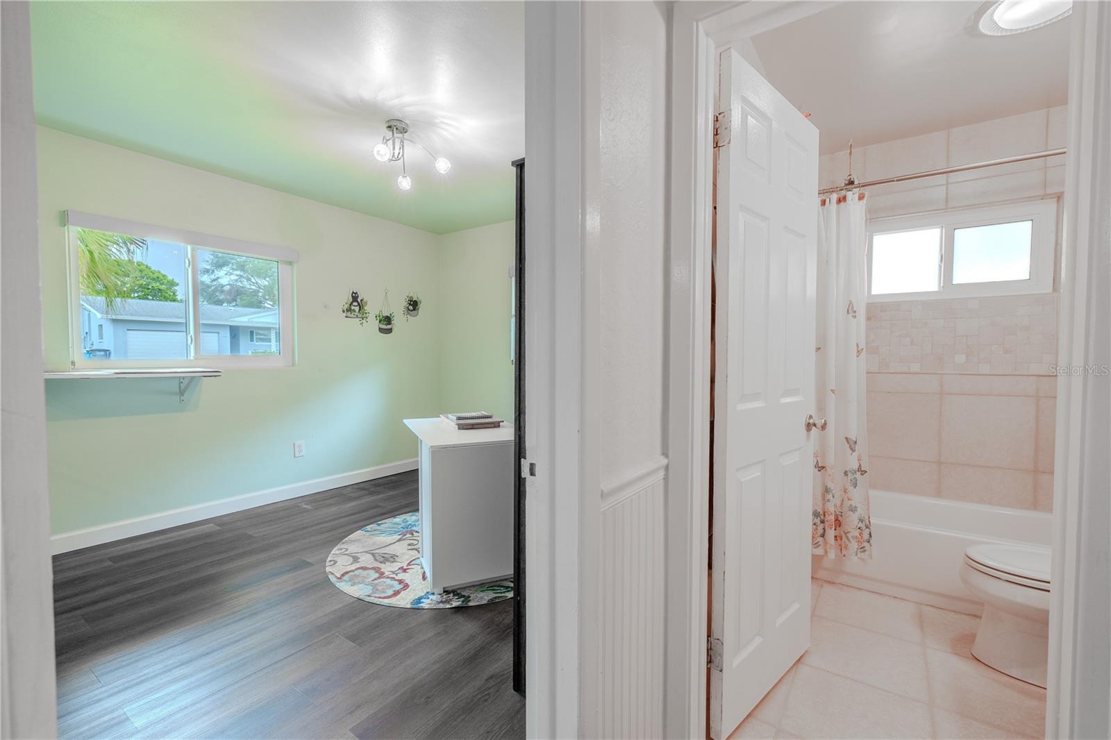 1101 S HILLCREST AVE, CLEARWATER, FL, 33756