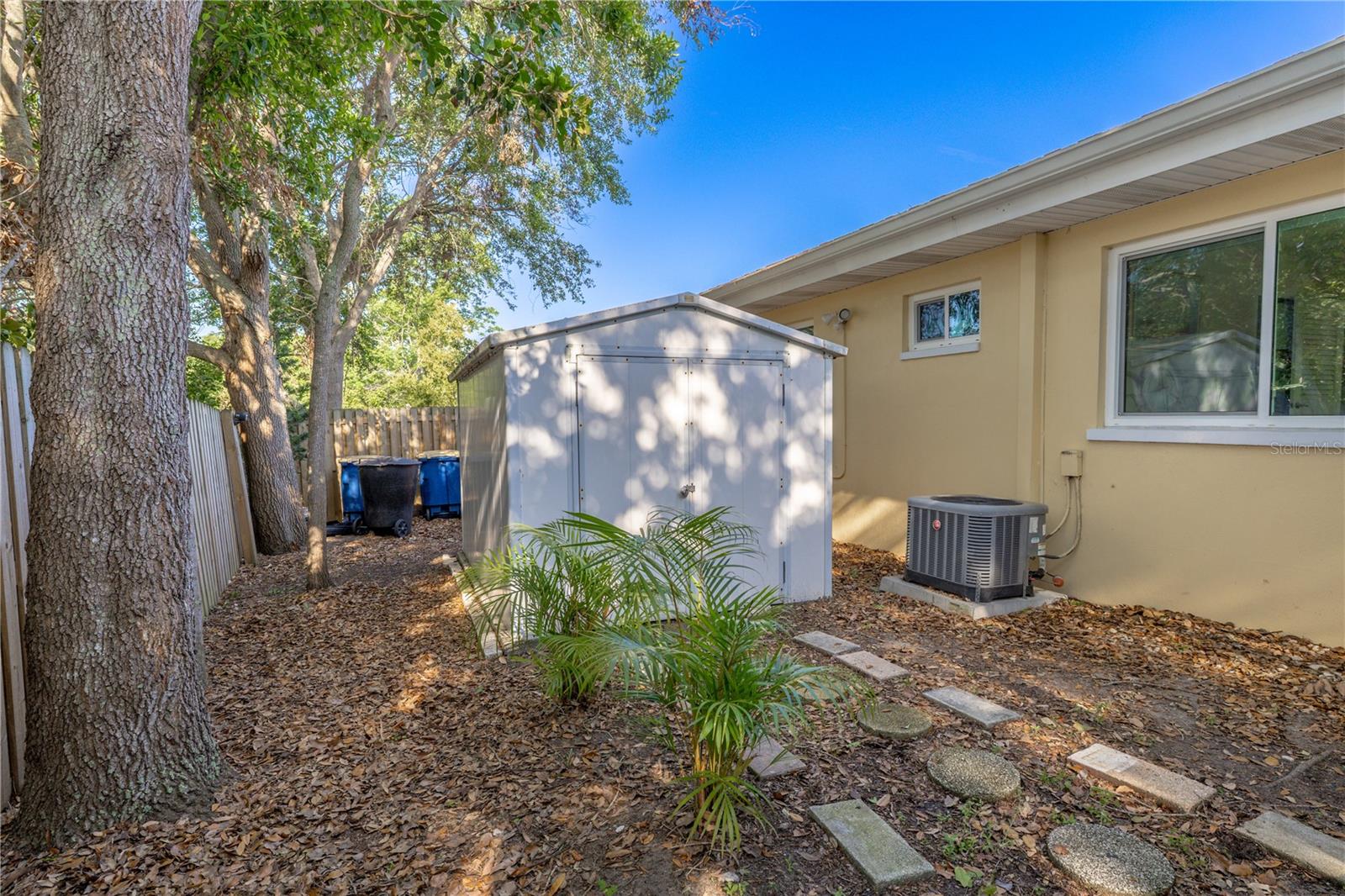 1101 S HILLCREST AVE, CLEARWATER, FL, 33756