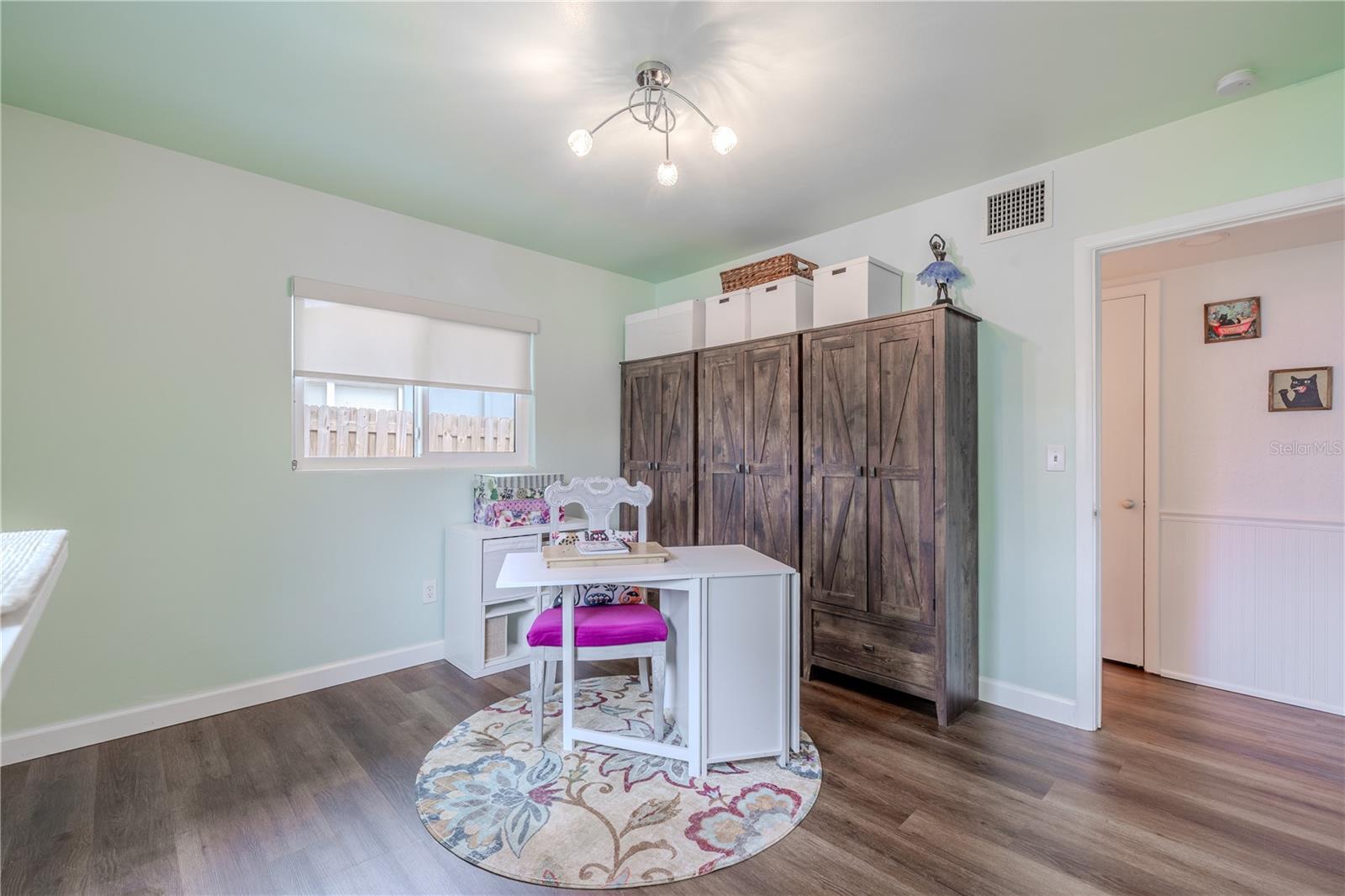 1101 S HILLCREST AVE, CLEARWATER, FL, 33756