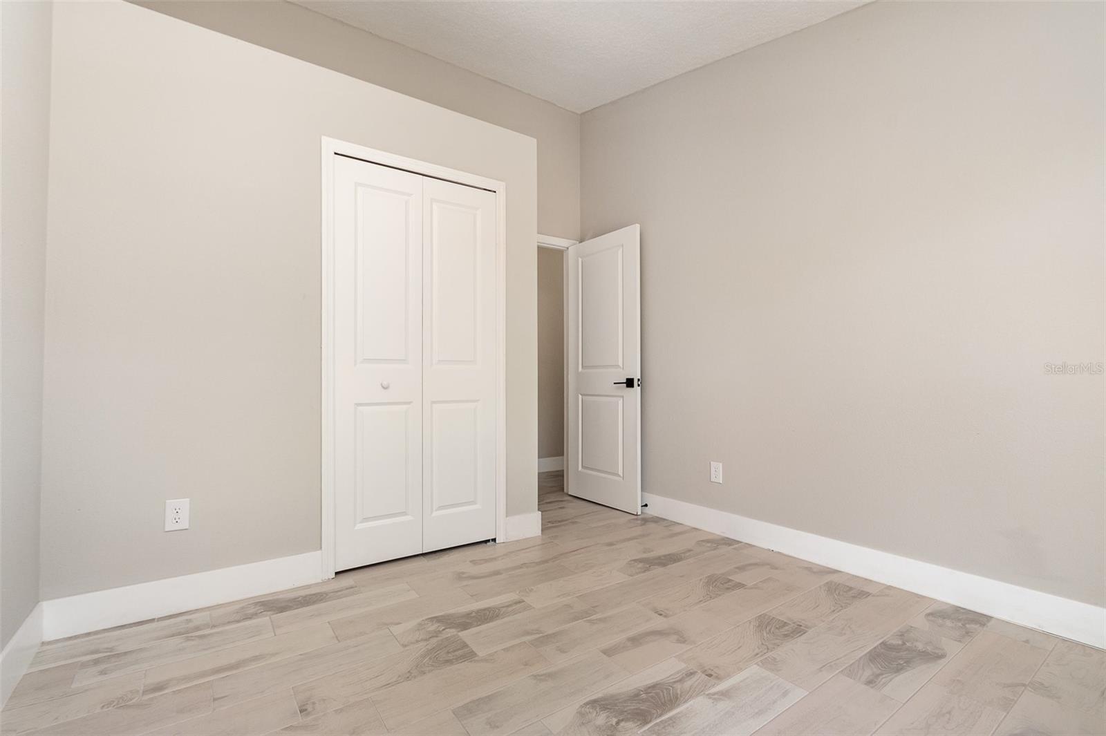 7231 EDGEWATER SHORES CT, ORLANDO, FL, 32810