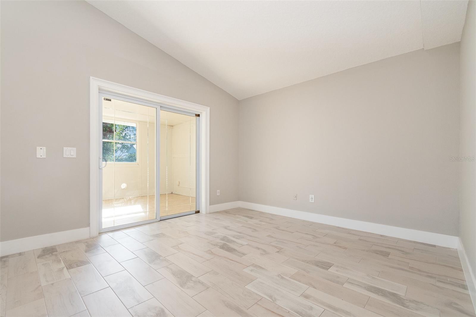 7231 EDGEWATER SHORES CT, ORLANDO, FL, 32810