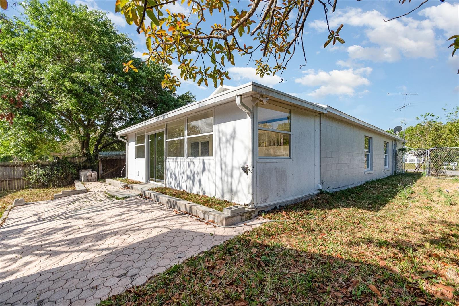 7231 EDGEWATER SHORES CT, ORLANDO, FL, 32810