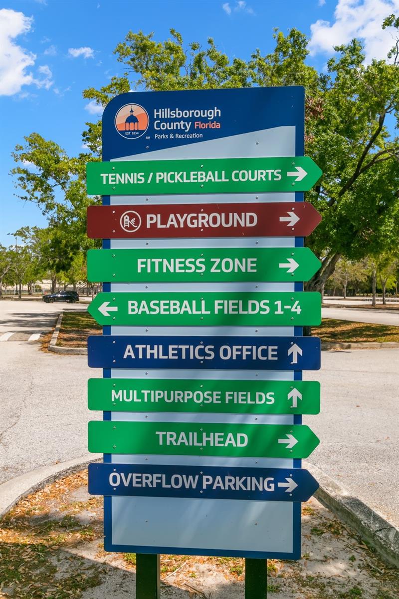 3945 VERSAILLES DR, TAMPA, FL, 33634