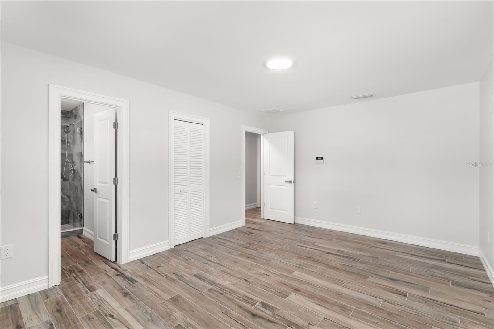 3945 VERSAILLES DR, TAMPA, FL, 33634