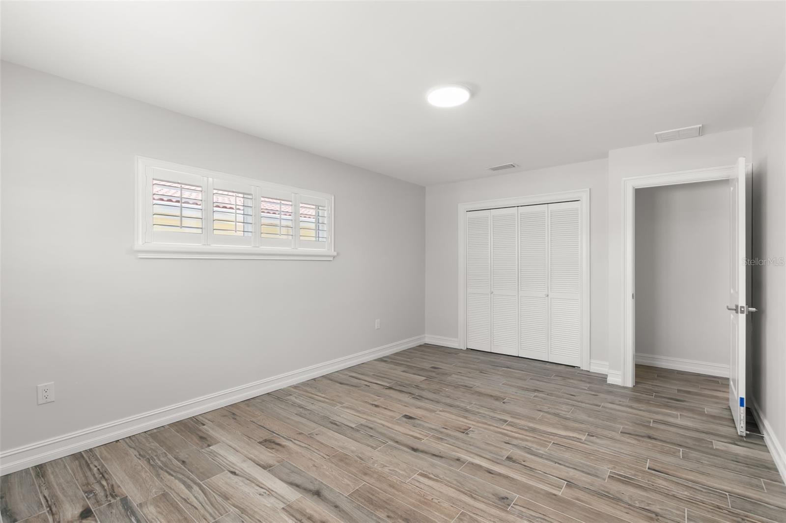 3945 VERSAILLES DR, TAMPA, FL, 33634