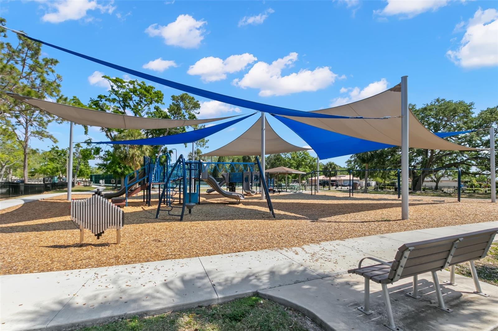 3945 VERSAILLES DR, TAMPA, FL, 33634