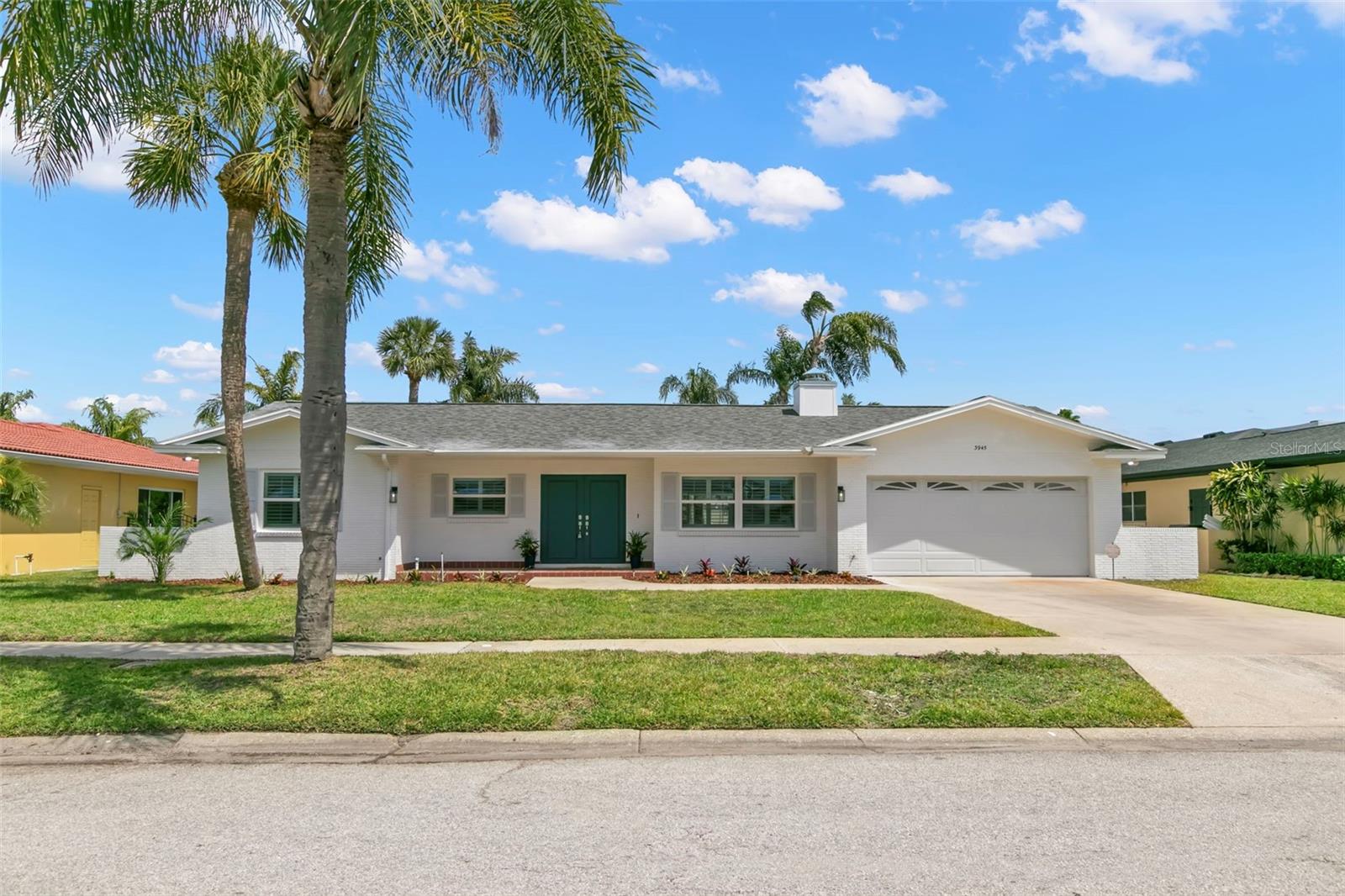 3945 VERSAILLES DR, TAMPA, FL, 33634