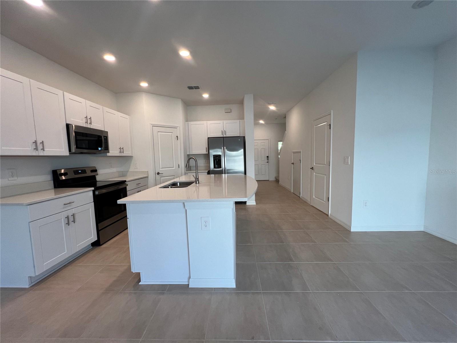 2211 PORTRAIT ST, KISSIMMEE, FL, 34758