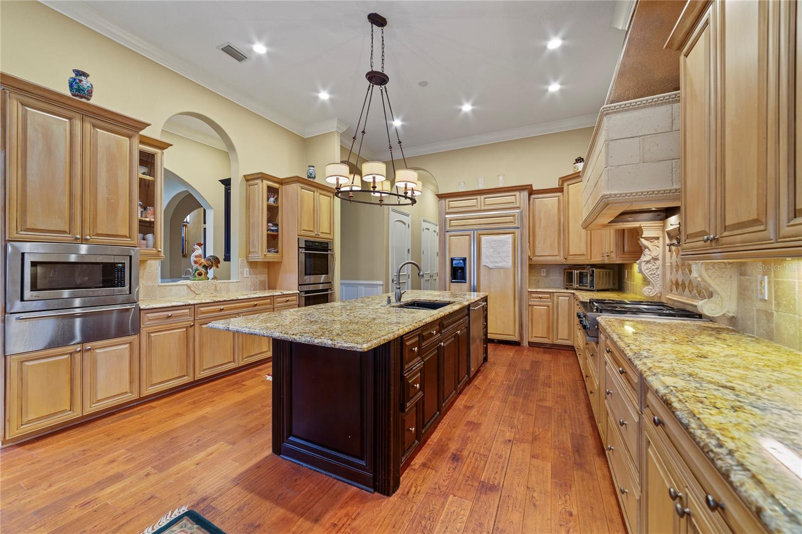 9226 BAYWAY DR, ORLANDO, FL, 32819