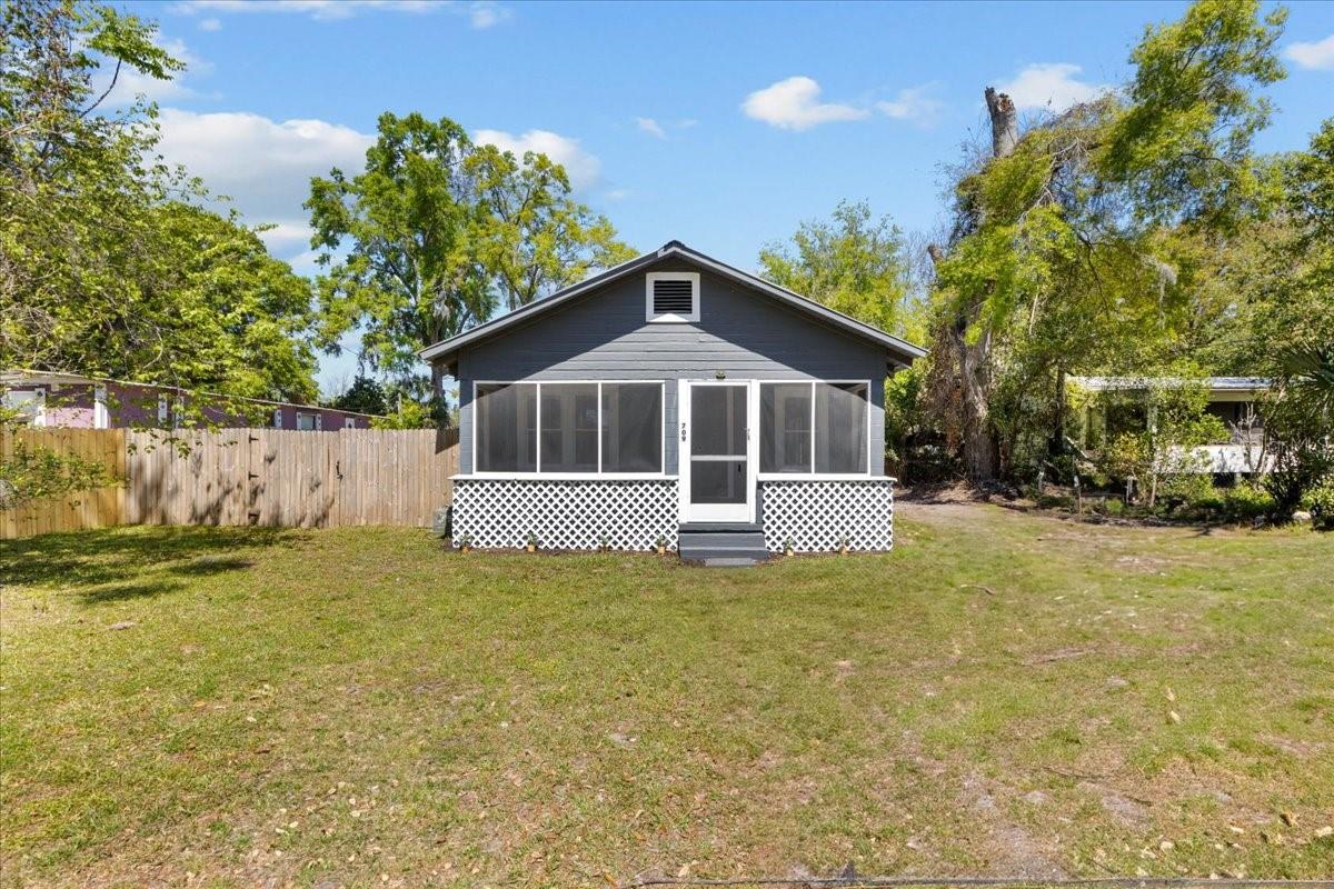 709 NE 2ND AVE, TRENTON, FL, 32693