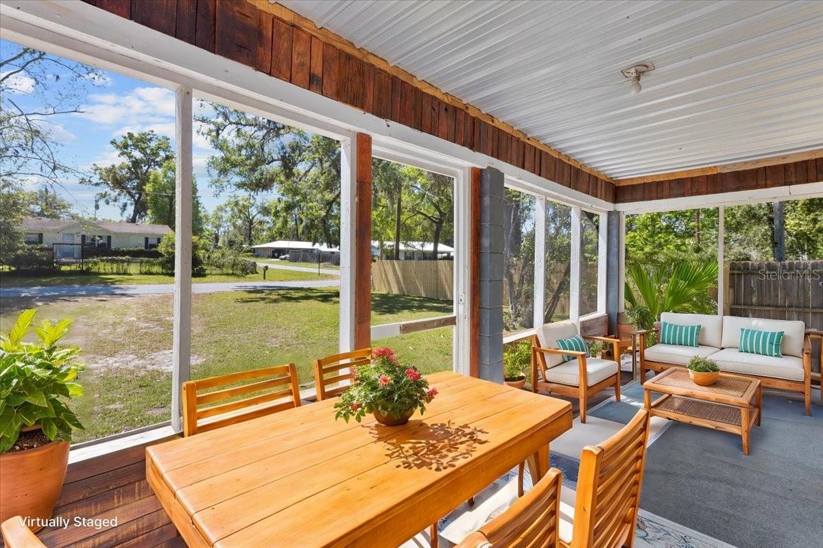 709 NE 2ND AVE, TRENTON, FL, 32693