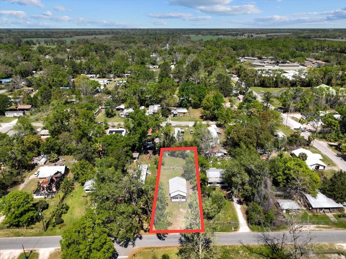 709 NE 2ND AVE, TRENTON, FL, 32693