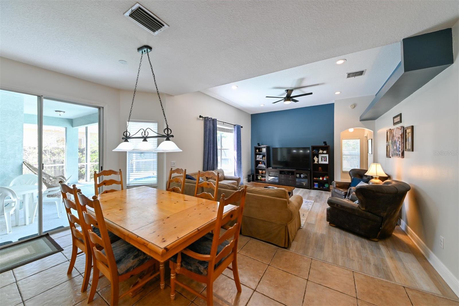 12920 LAKE VENTANA DR, TAMPA, FL, 33625