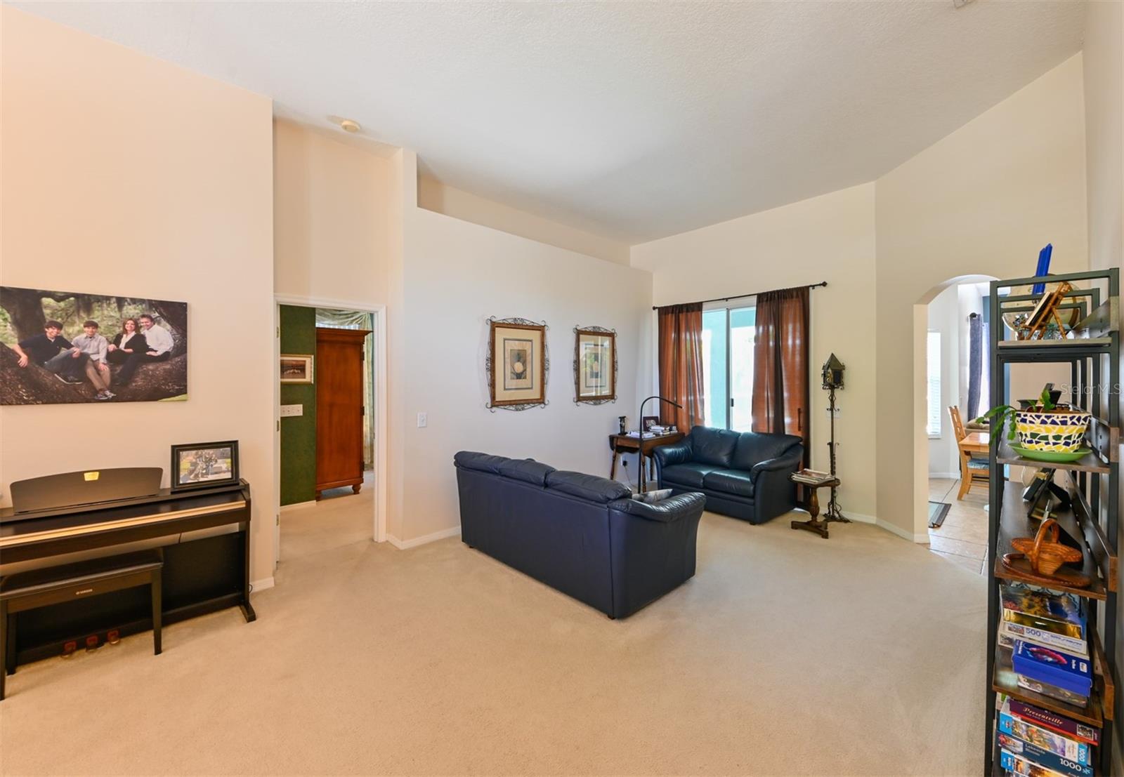 12920 LAKE VENTANA DR, TAMPA, FL, 33625