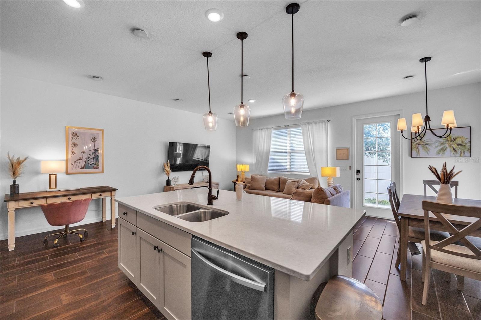 823 LONGBOAT DR, DAVENPORT, FL, 33896