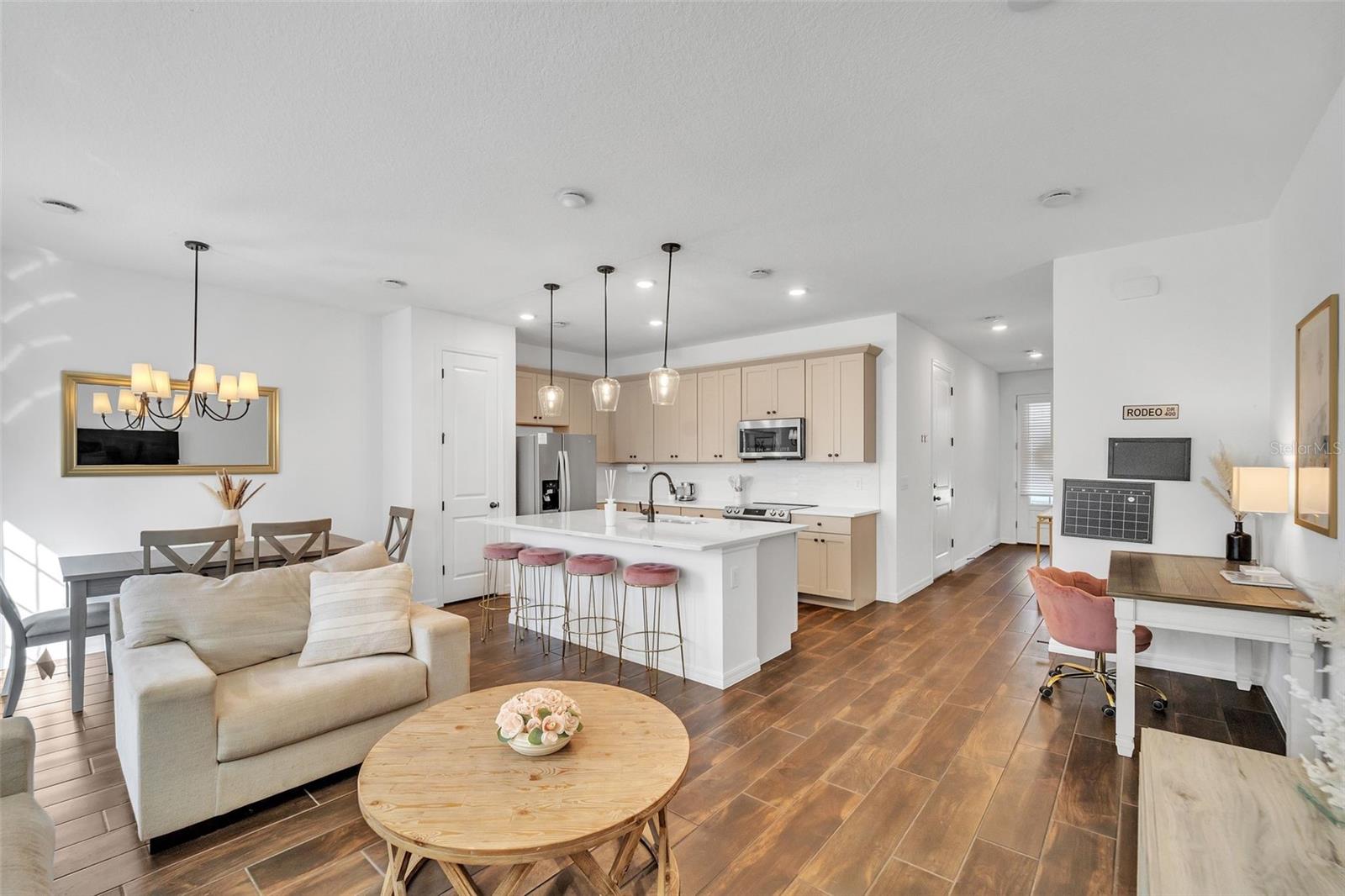 823 LONGBOAT DR, DAVENPORT, FL, 33896