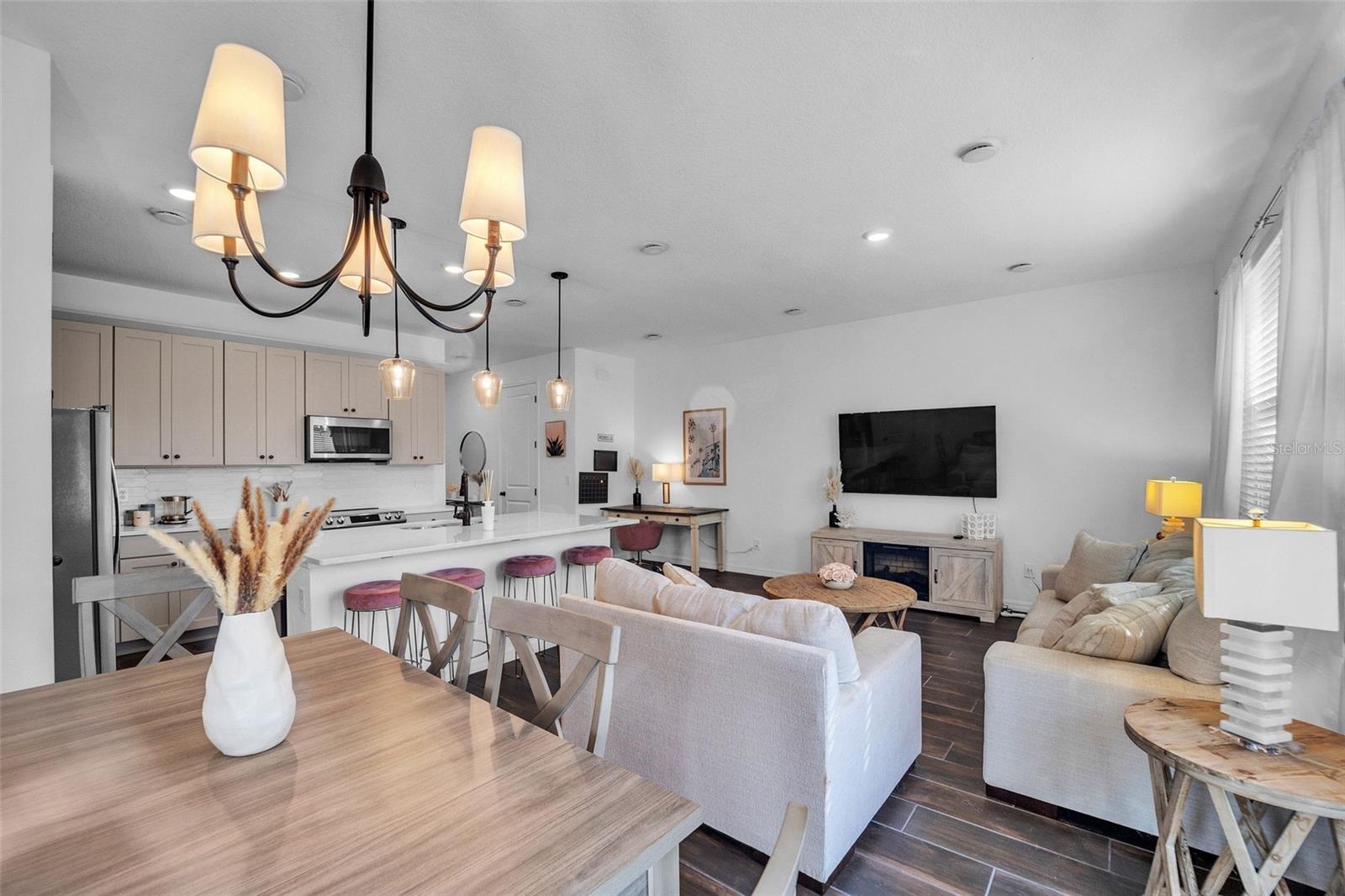 823 LONGBOAT DR, DAVENPORT, FL, 33896