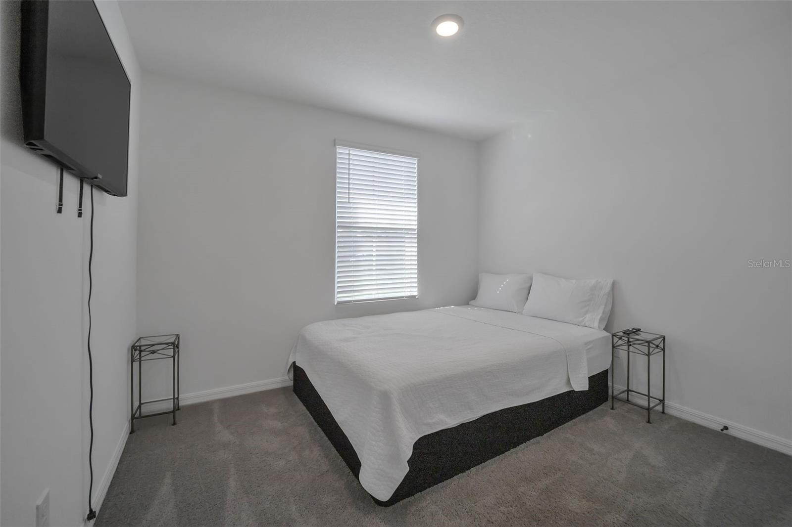 823 LONGBOAT DR, DAVENPORT, FL, 33896