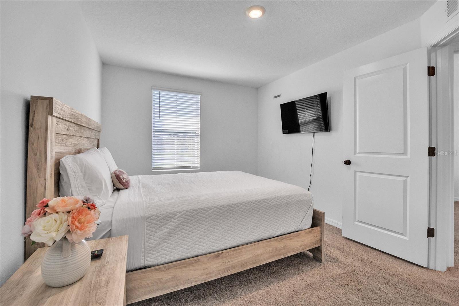 823 LONGBOAT DR, DAVENPORT, FL, 33896