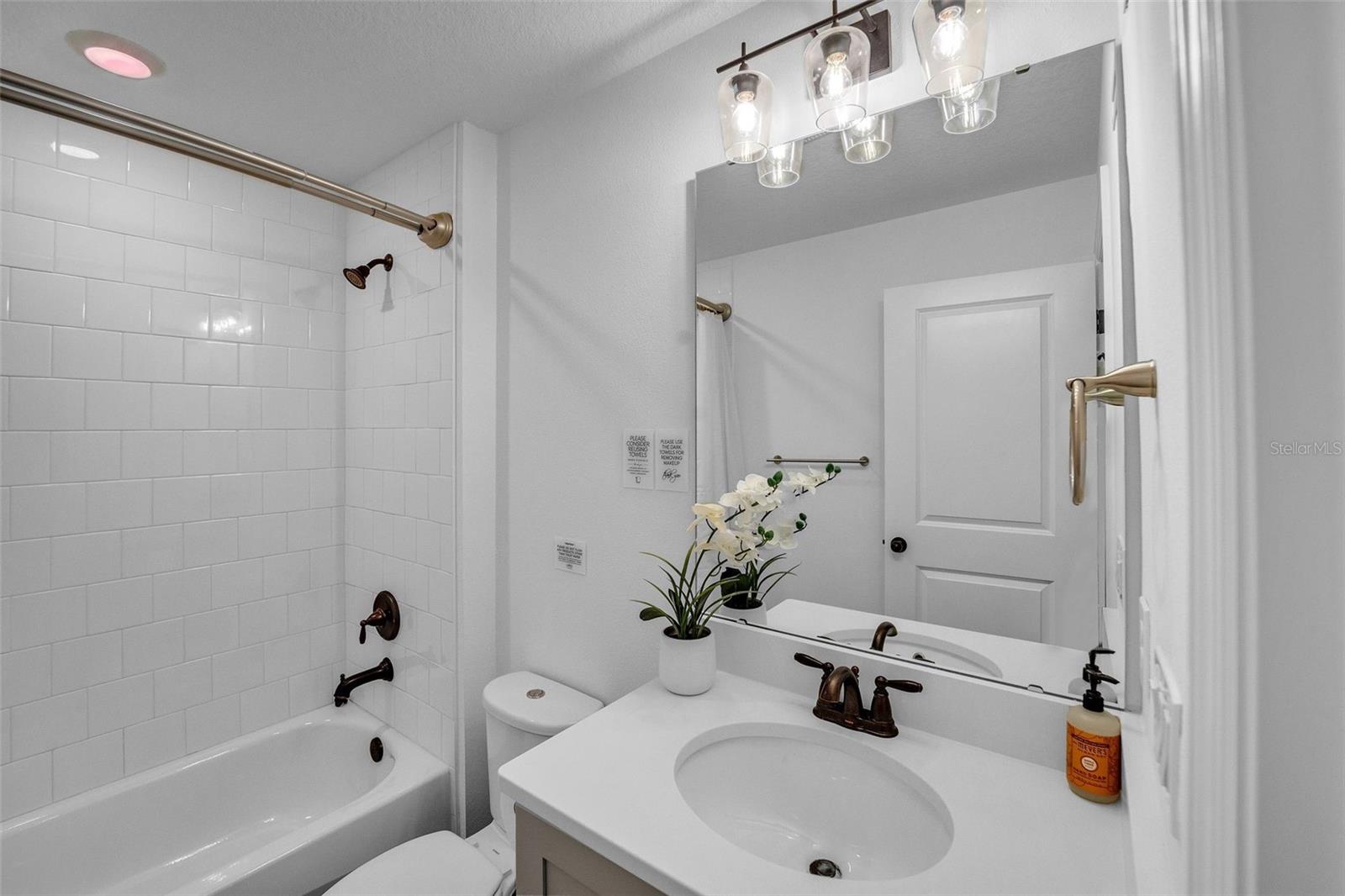 823 LONGBOAT DR, DAVENPORT, FL, 33896