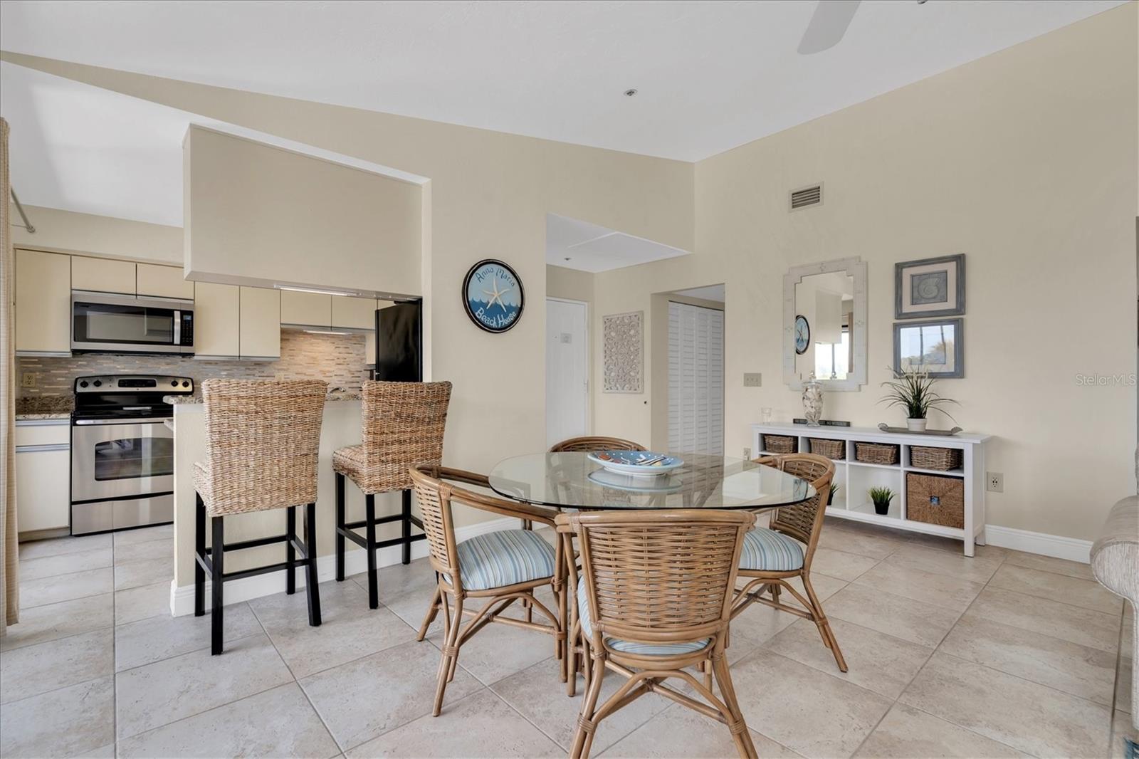 3601 EAST BAY DR #205, HOLMES BEACH, FL, 34217