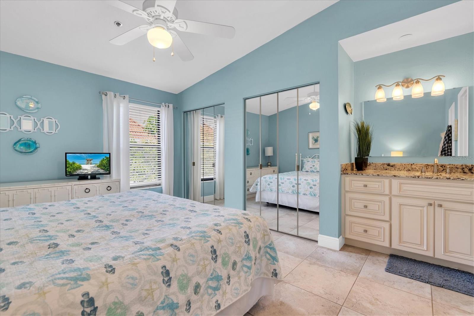 3601 EAST BAY DR #205, HOLMES BEACH, FL, 34217