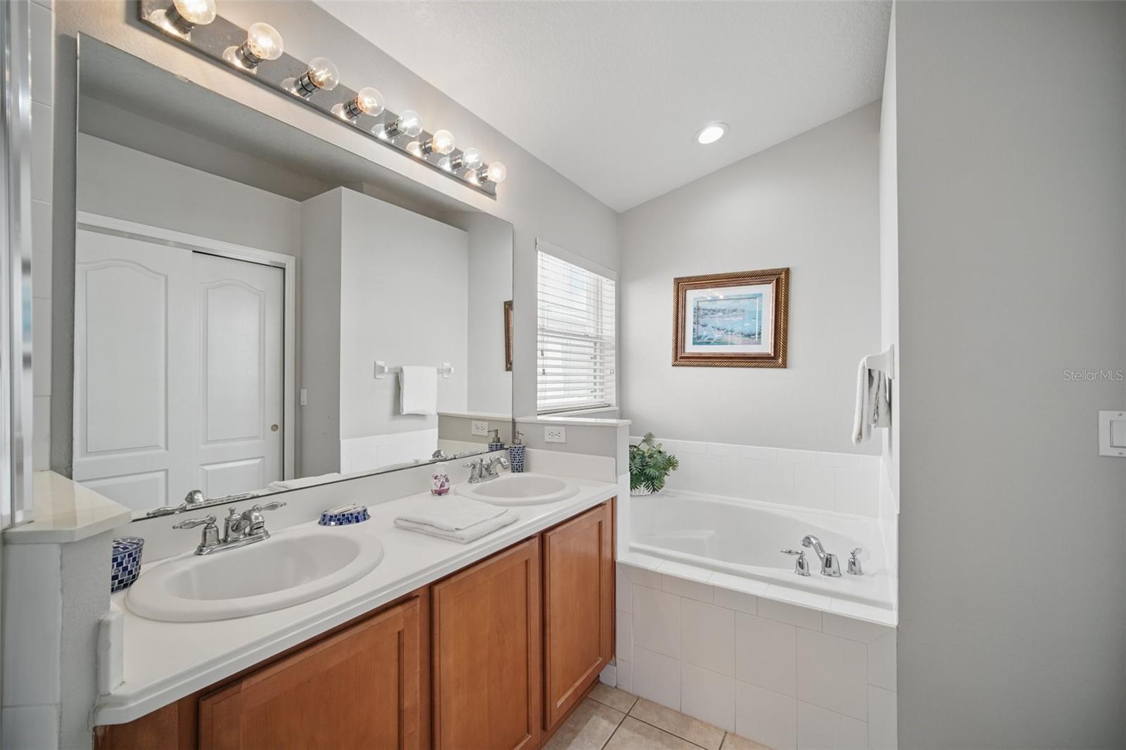 629 HENLEY CIR, DAVENPORT, FL, 33896