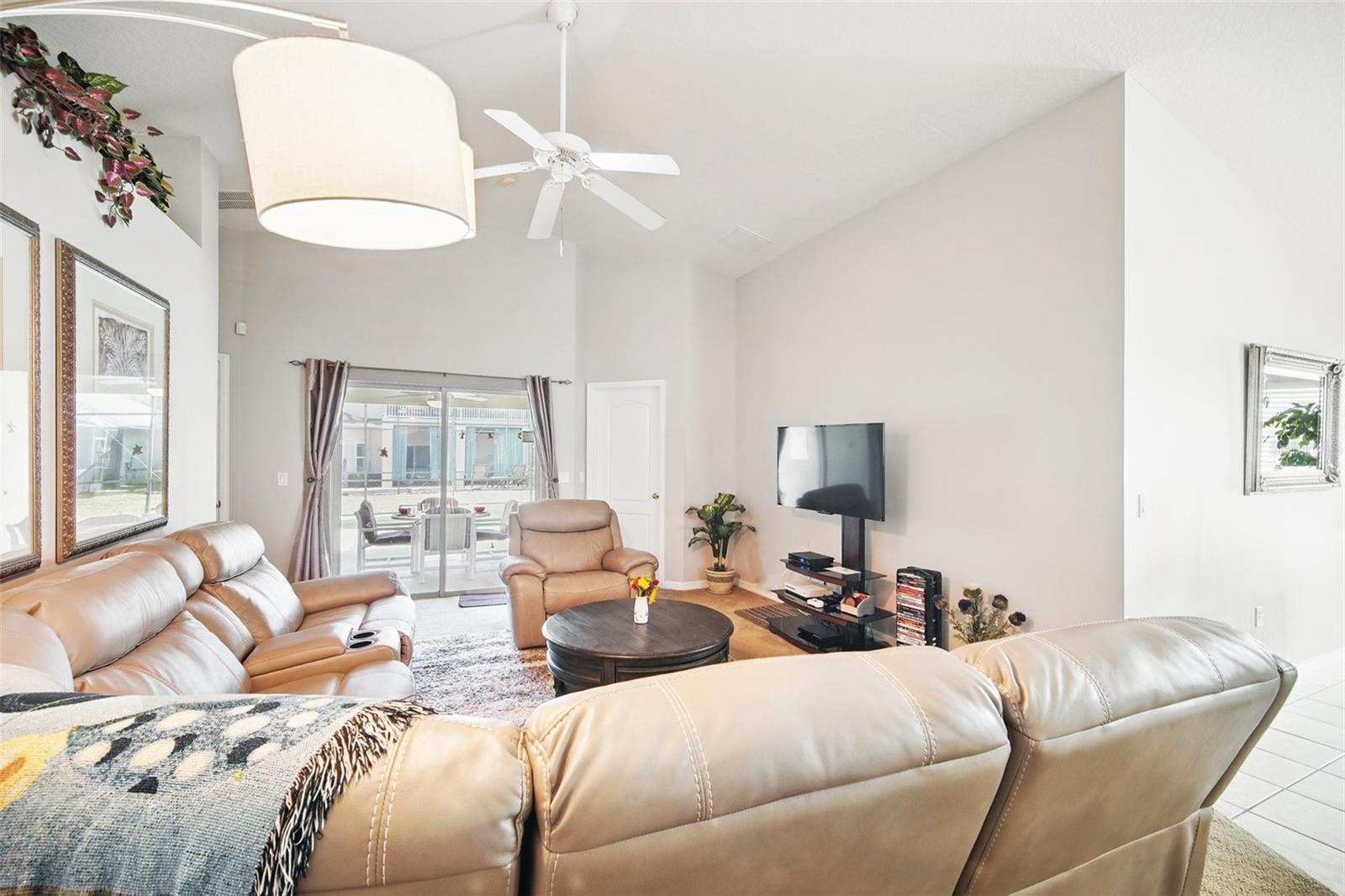 629 HENLEY CIR, DAVENPORT, FL, 33896