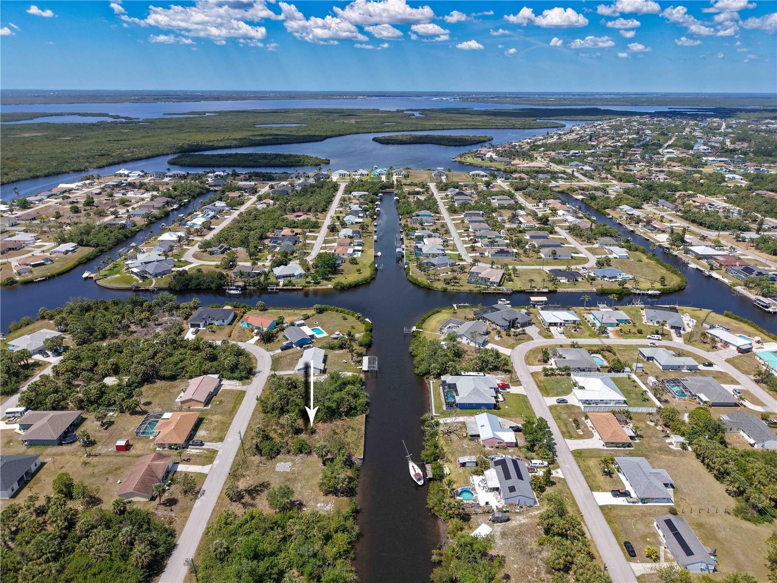 18318 KERRVILLE CIR, PORT CHARLOTTE, FL, 33948