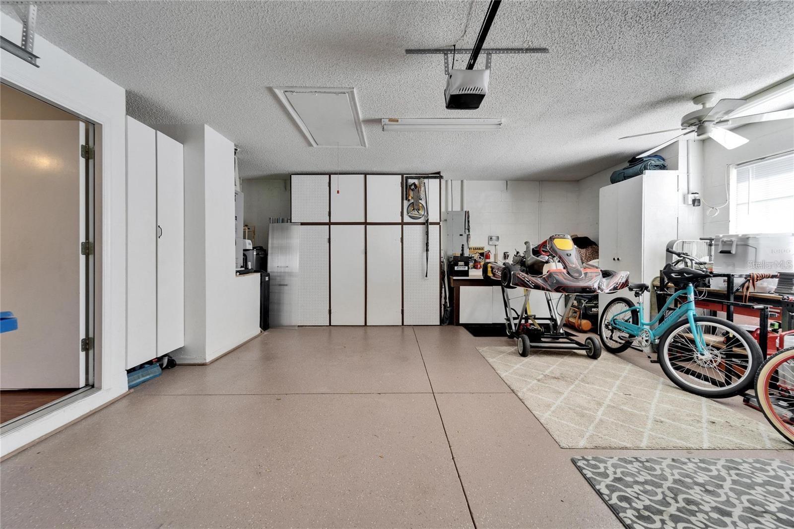 1228 CALOOSA CREEK CT, SUN CITY CENTER, FL, 33573