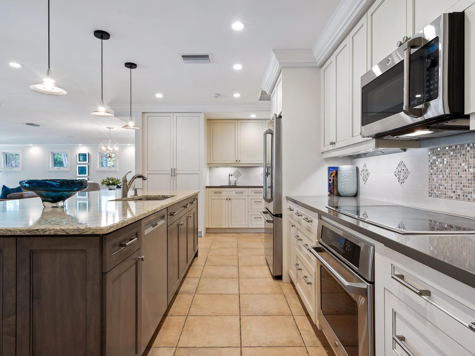 606 OWL WAY, SARASOTA, FL, 34236