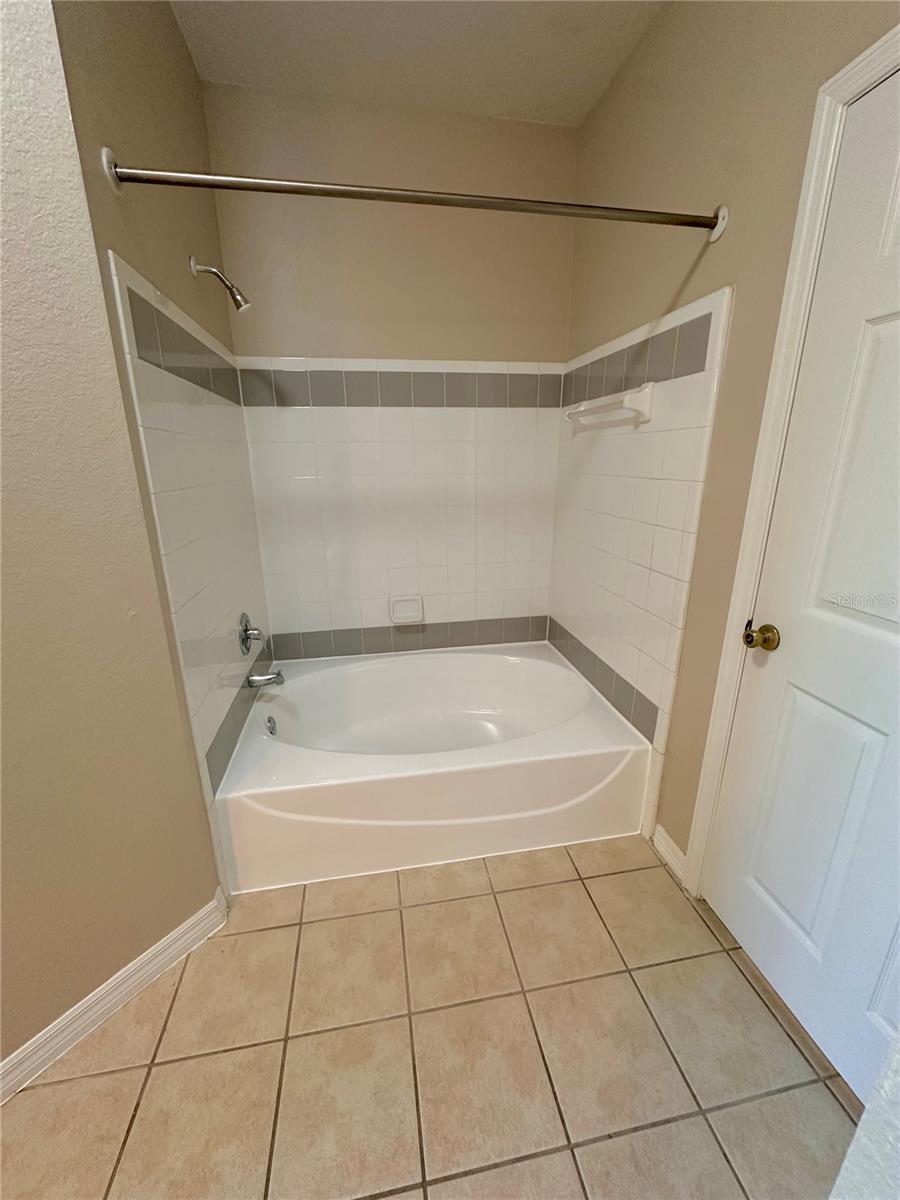 3280 SOHO ST #307, ORLANDO, FL, 32835