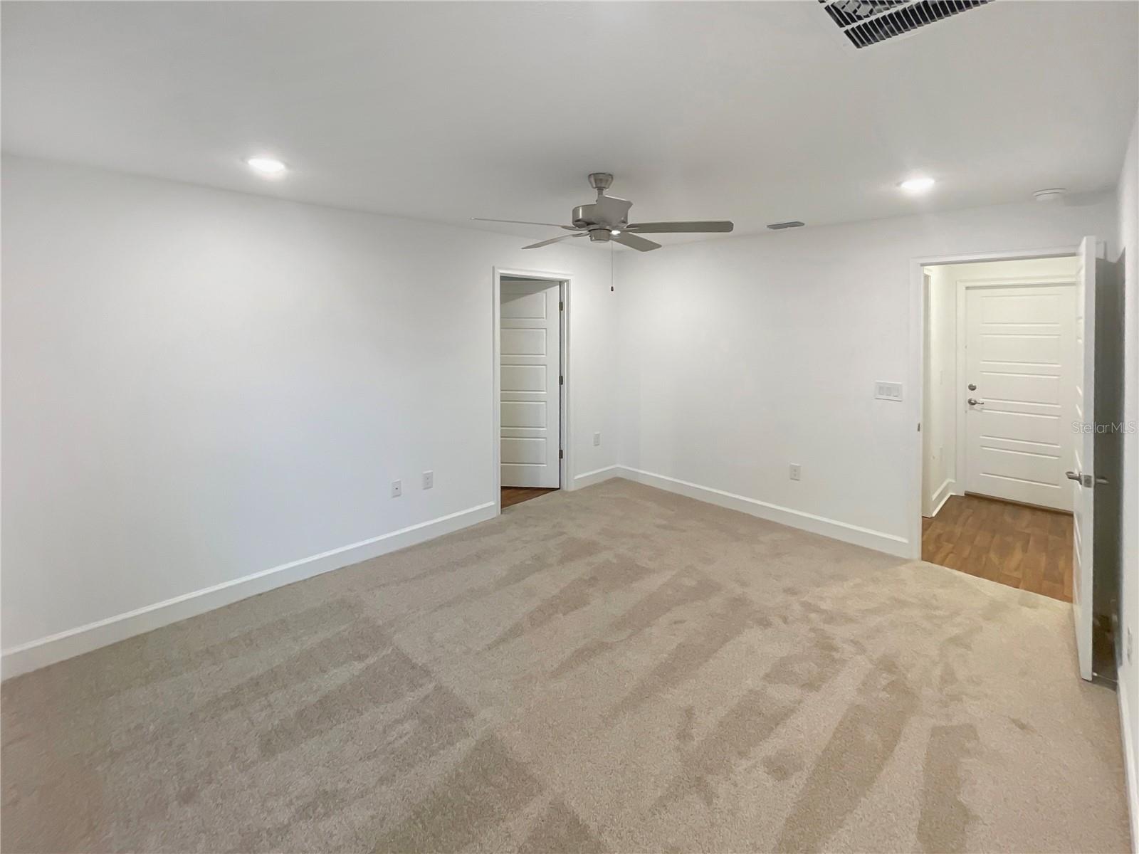 136 NICHOLAS CT, KISSIMMEE, FL, 34758