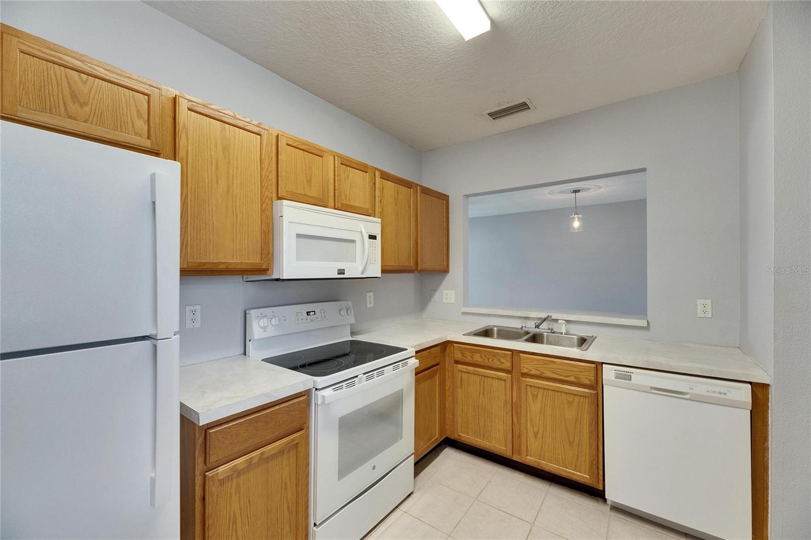 9516 AMBERDALE CT #202, RIVERVIEW, FL, 33578