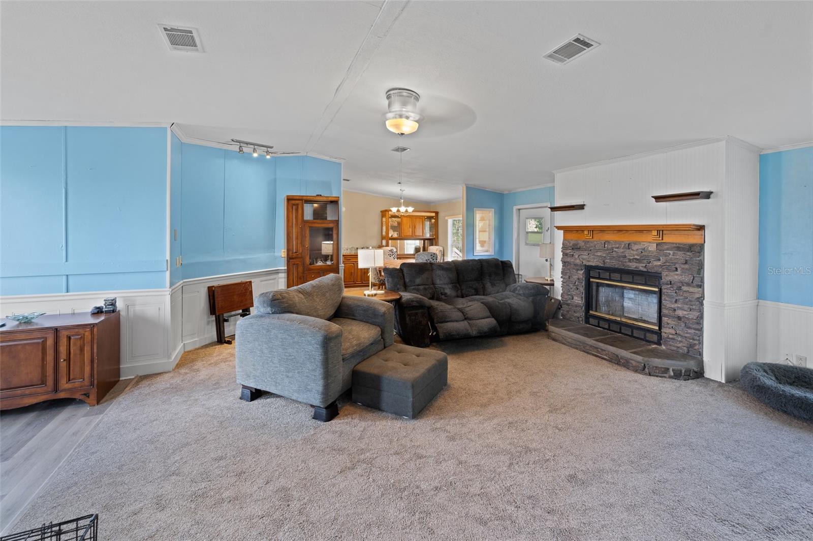 8040 PINE ISLAND RD, CLERMONT, FL, 34711