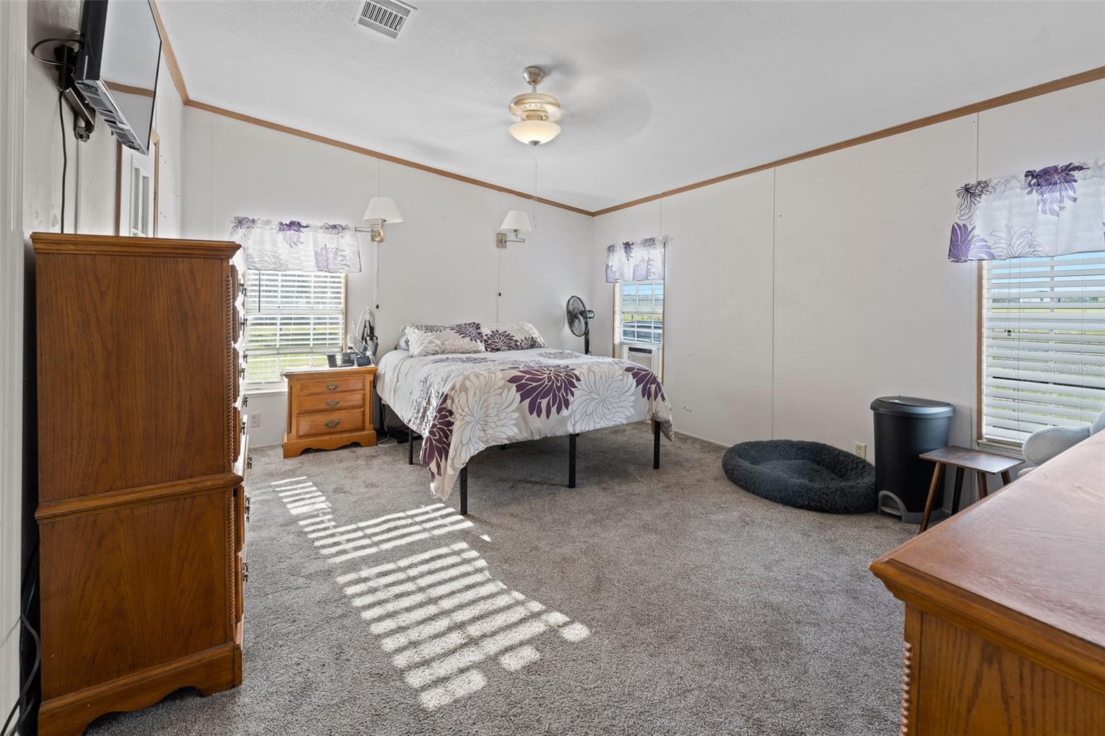 8040 PINE ISLAND RD, CLERMONT, FL, 34711