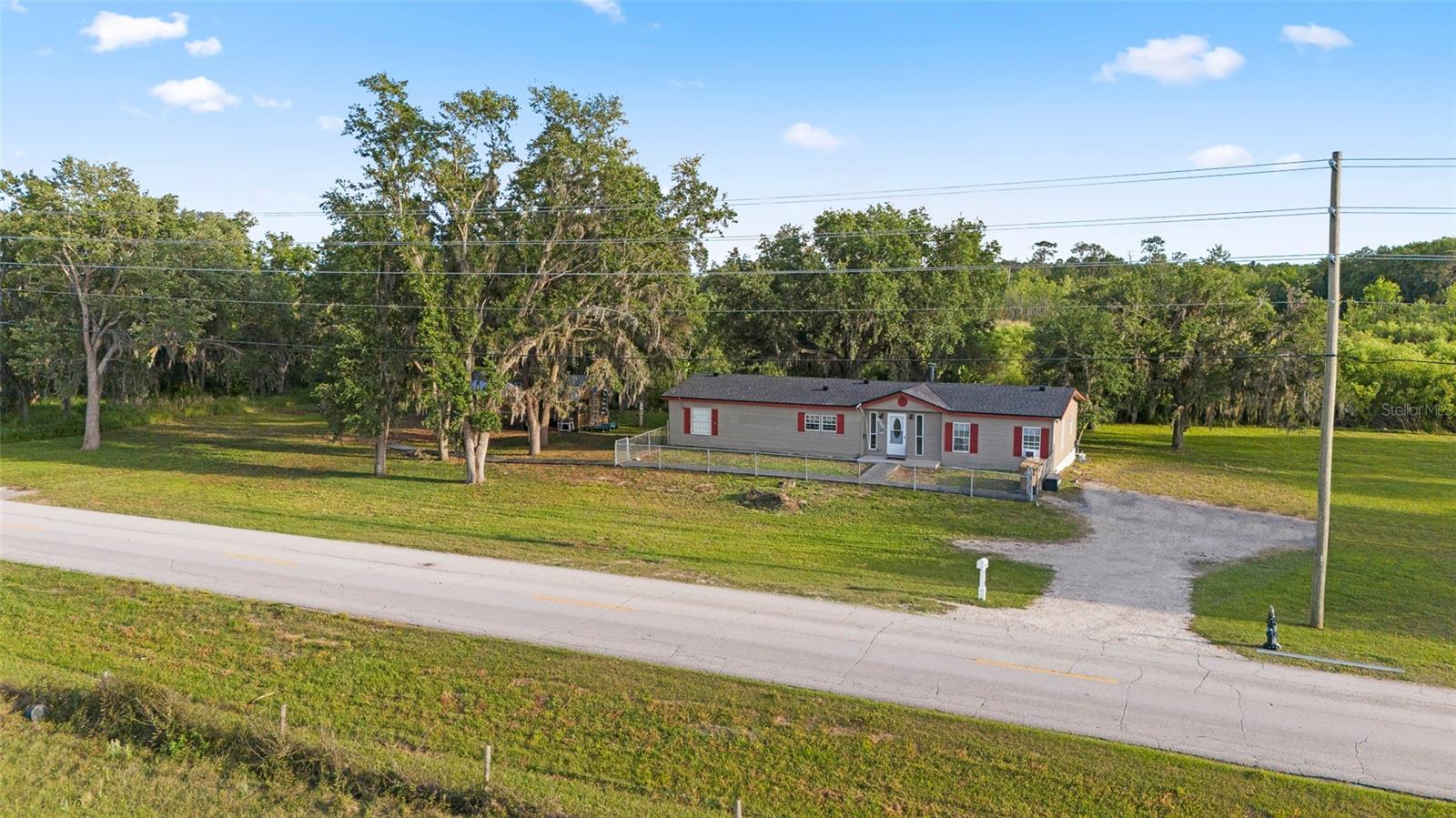 8040 PINE ISLAND RD, CLERMONT, FL, 34711