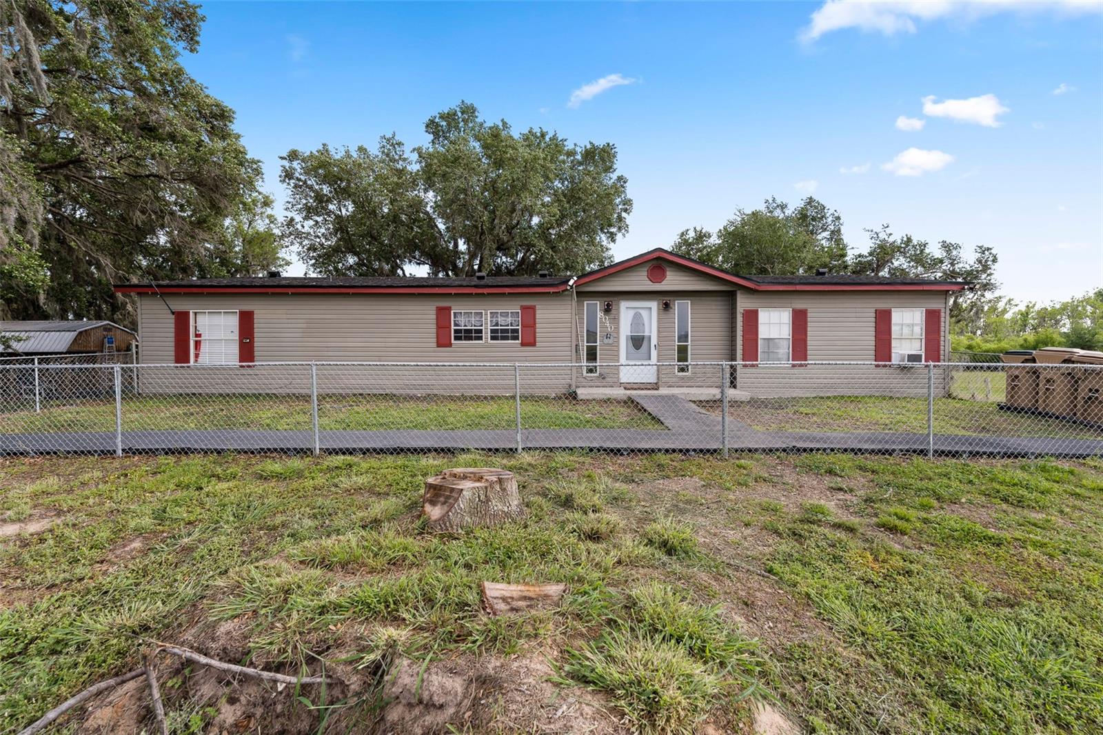 8040 PINE ISLAND RD, CLERMONT, FL, 34711