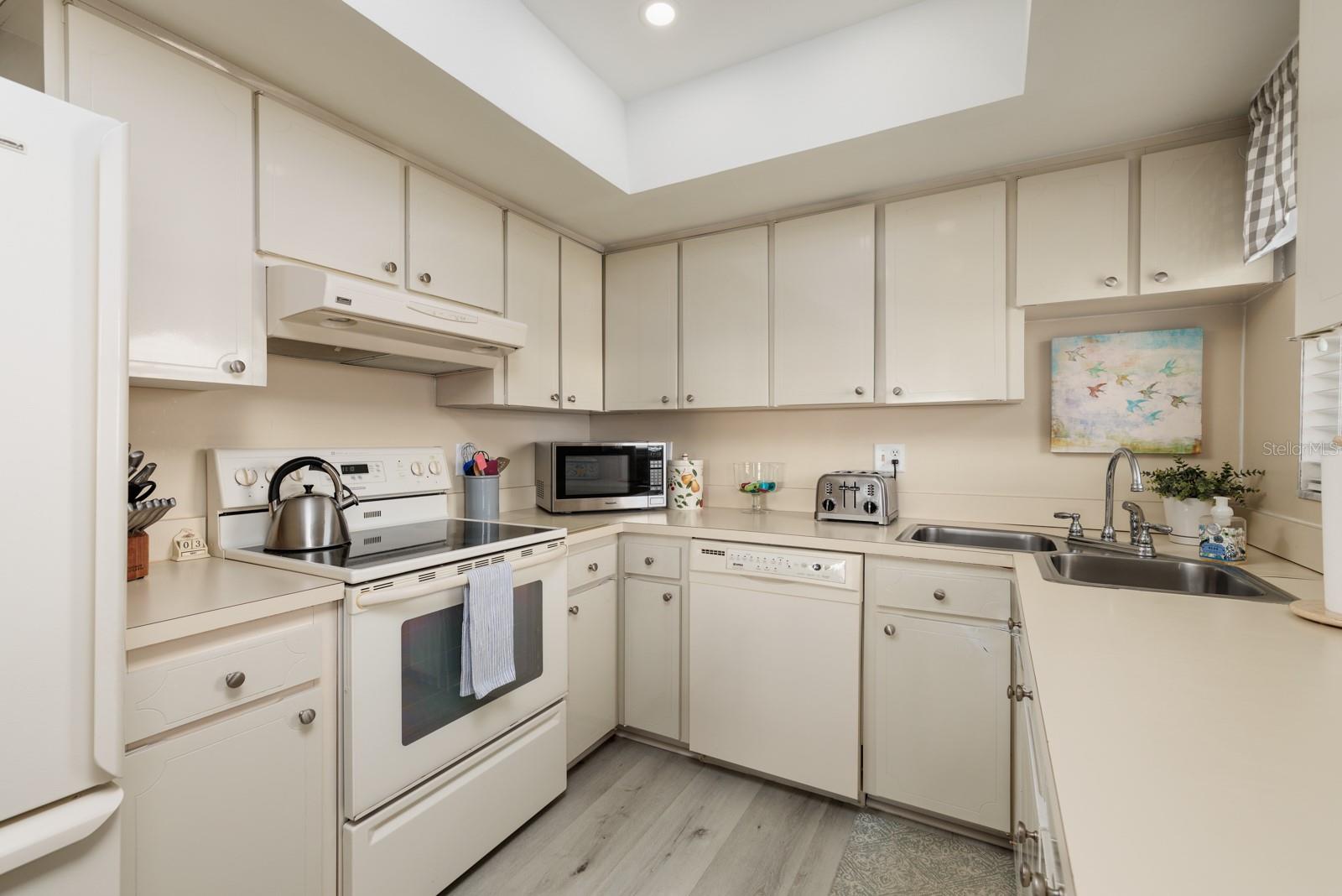 6161 GULF WINDS DR #338, ST PETE BEACH, FL, 33706