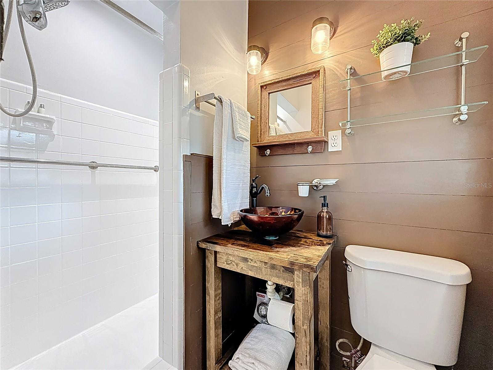 5271 31ST AVE N, ST PETERSBURG, FL, 33710