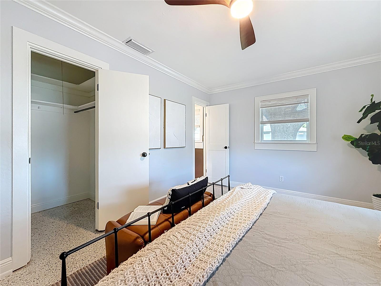 5271 31ST AVE N, ST PETERSBURG, FL, 33710